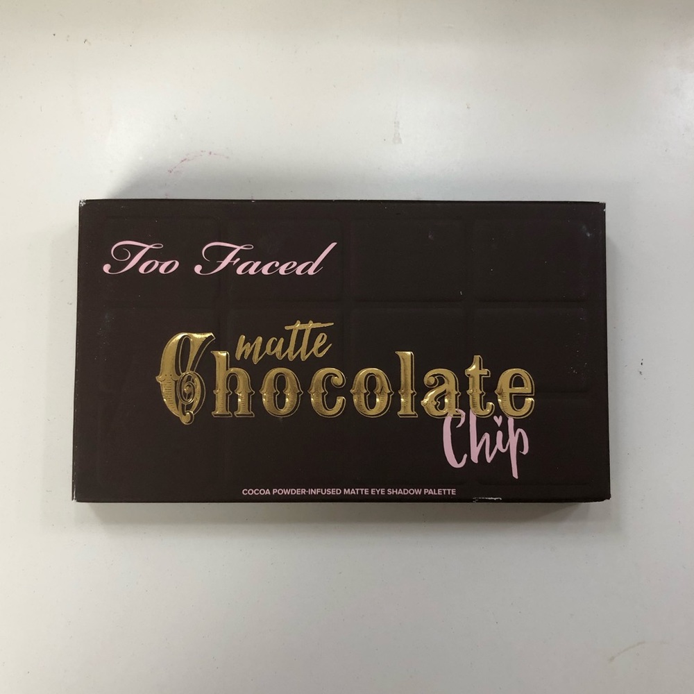 Too Faced Matte Chocolate Chip Palette